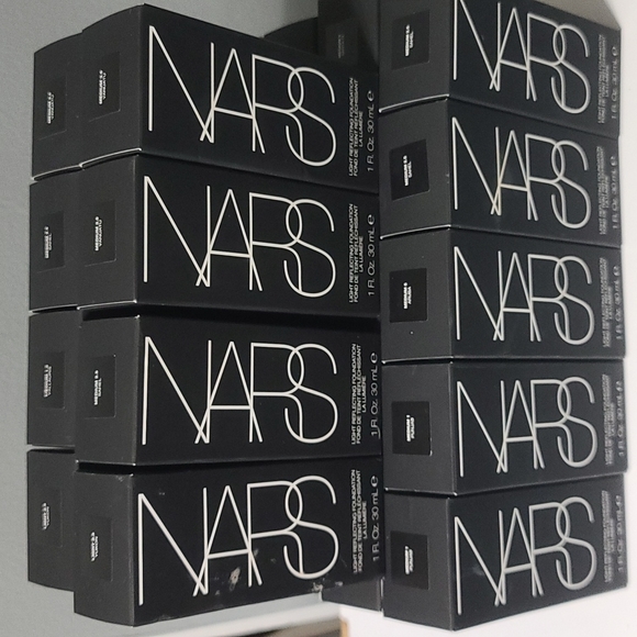 ✅ALL SHADES ~ NARS Light Reflecting Advanced Skincare Foundation ~ NIB - Picture 8 of 16